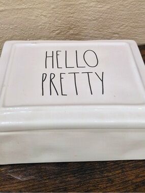 Rae Dunn White Ceramic 'HELLO PRETTY' Storage Box